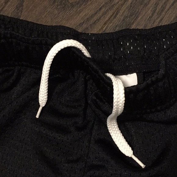Nike shorts - Picture 5 of 5